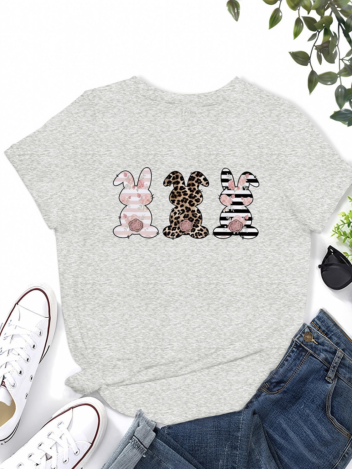 Rabbit Graphic Round Neck Short Sleeve T-Shirt