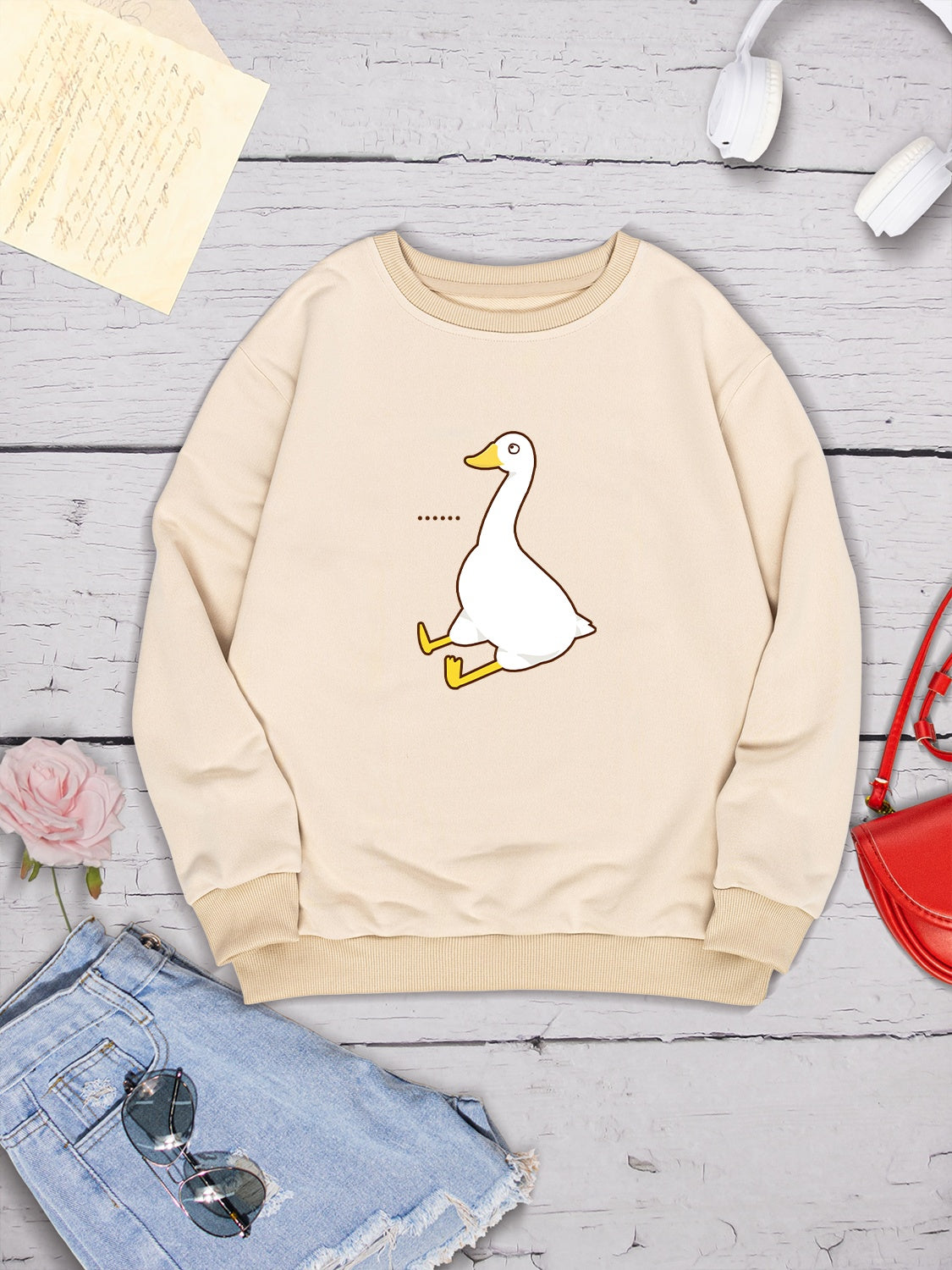 Goose Graphic Round Neck Sweatshirt